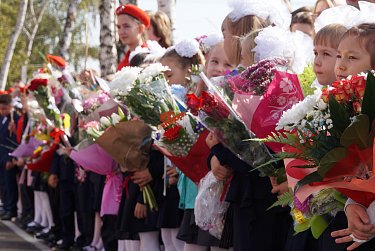 Школы Оренбуржья встретили более 200 тысяч учеников